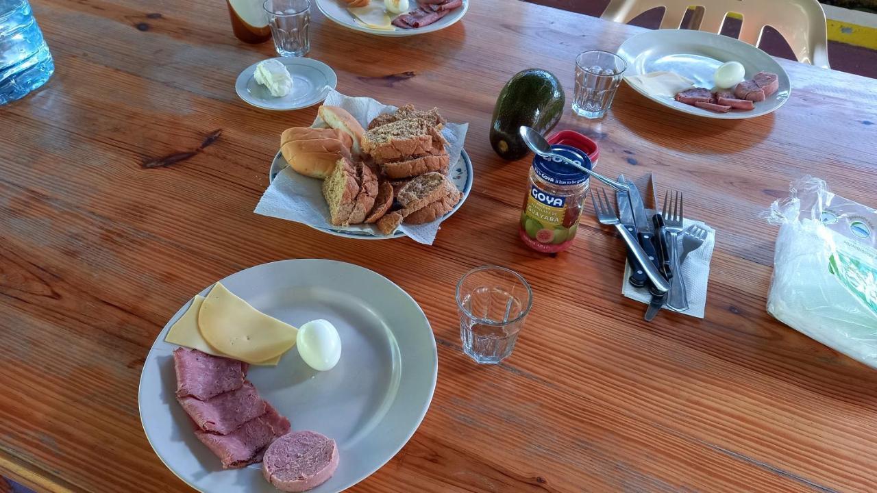 Conrado'S Guesthouse B&B Las Avispas Eksteriør billede